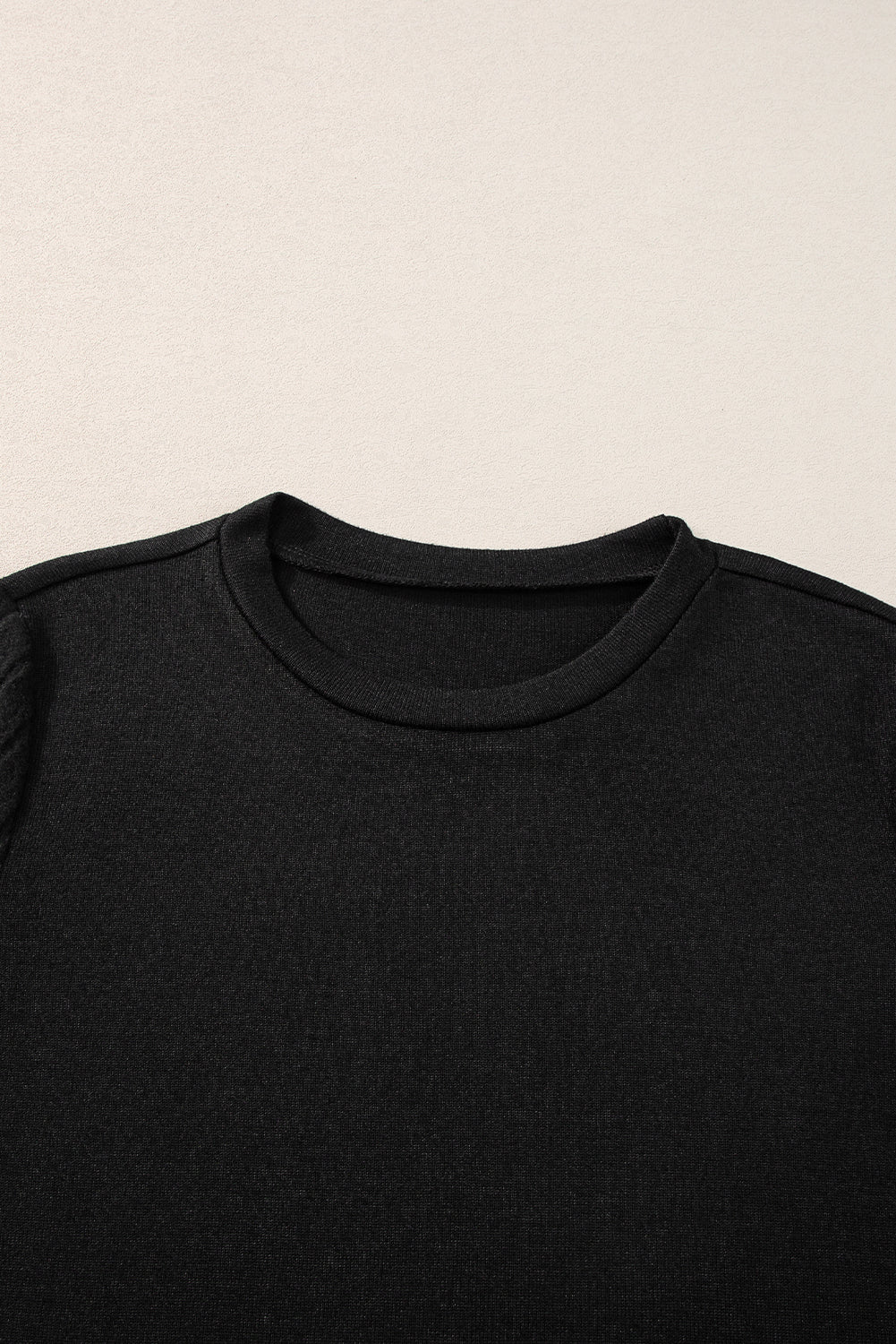 Black Ribbed Splicing Sleeve Round Neck T-shirt